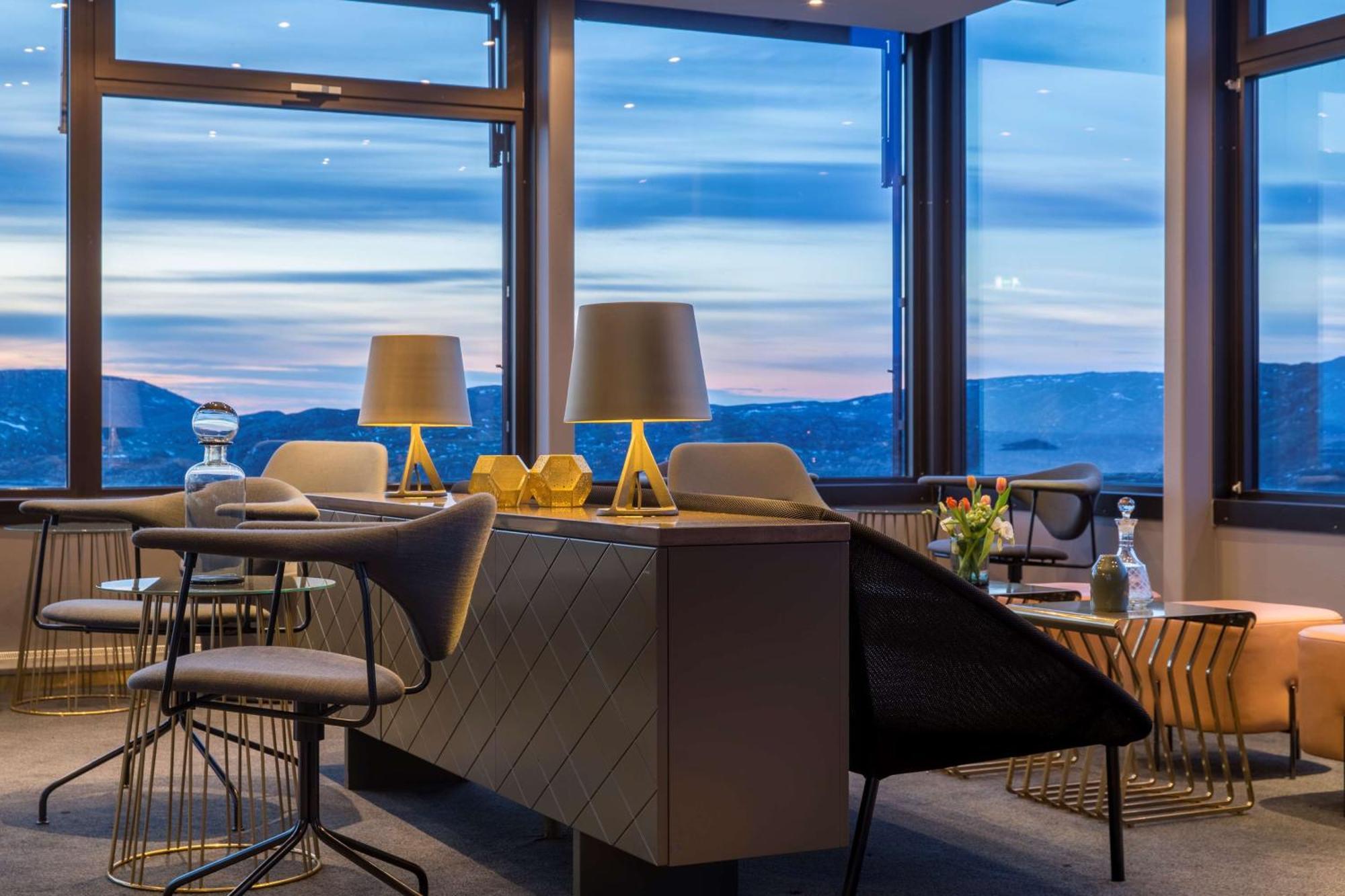 Radisson Blu Hotel Буде Екстер'єр фото