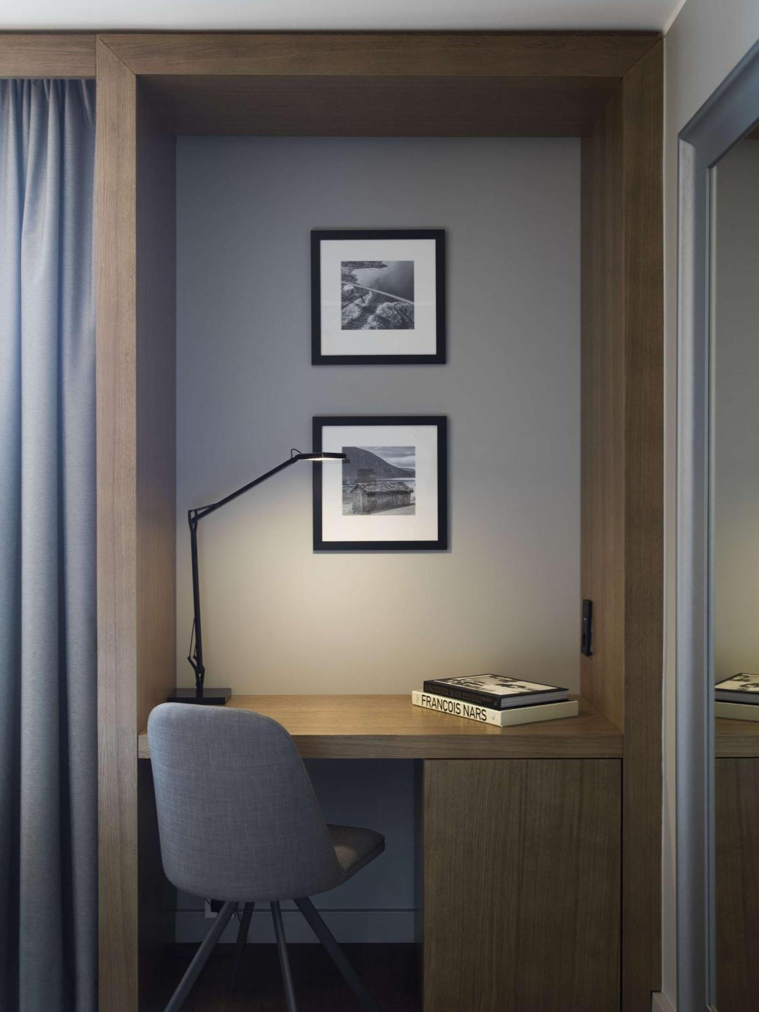 Radisson Blu Hotel Буде Екстер'єр фото