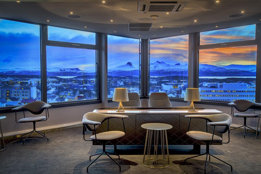 Radisson Blu Hotel Буде Екстер'єр фото